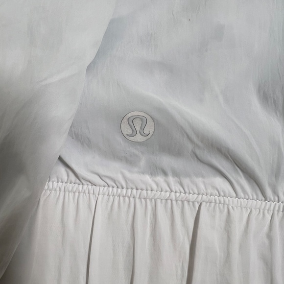 Lululemon Women's Bombs Away Jacket White / City Breeze White Multi Size 6 - Picture 5 of 12